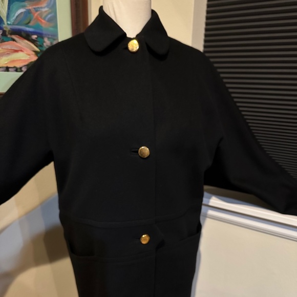 Blk  Fine Wool Vintage 1960s  Mod Style Black Coat w/ Beautiful Gold Buttons - Picture 11 of 16